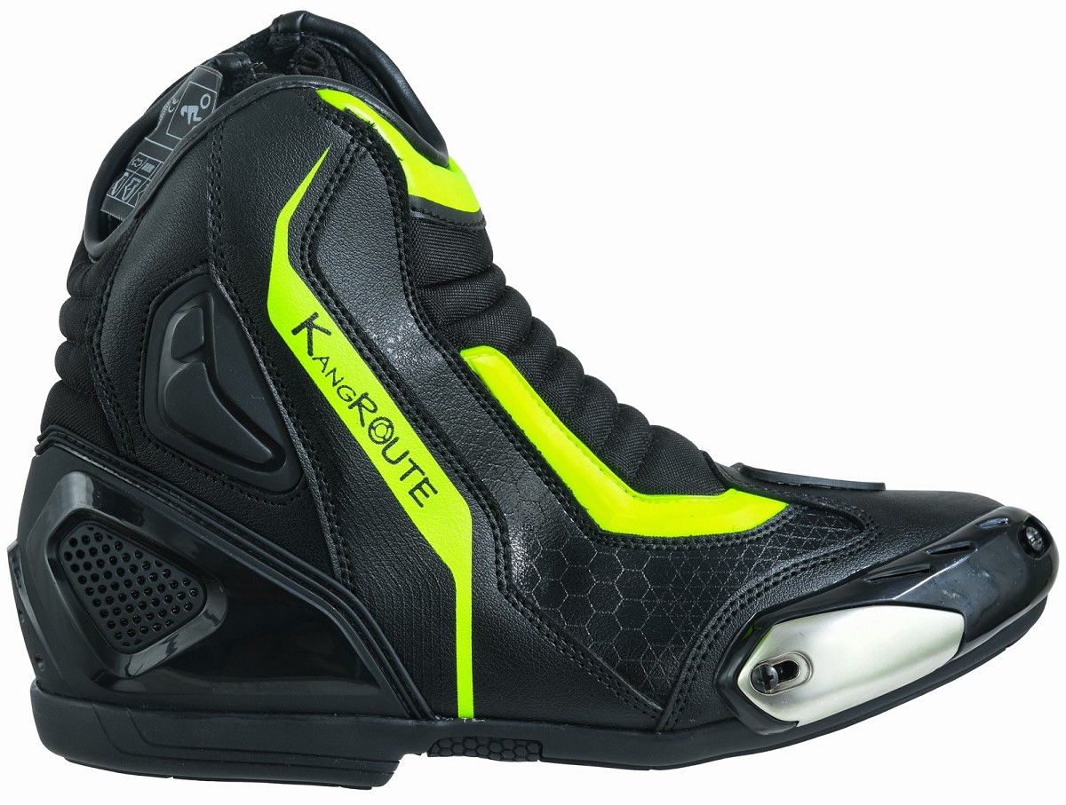 BOTAS DE MOTO CARRETERA ESTILO DEPORTIVO CAÑA CORTA IMPERMEABLES Y TRANSPIRABLES CON HOMOLOGACIÓN CE Y EPI