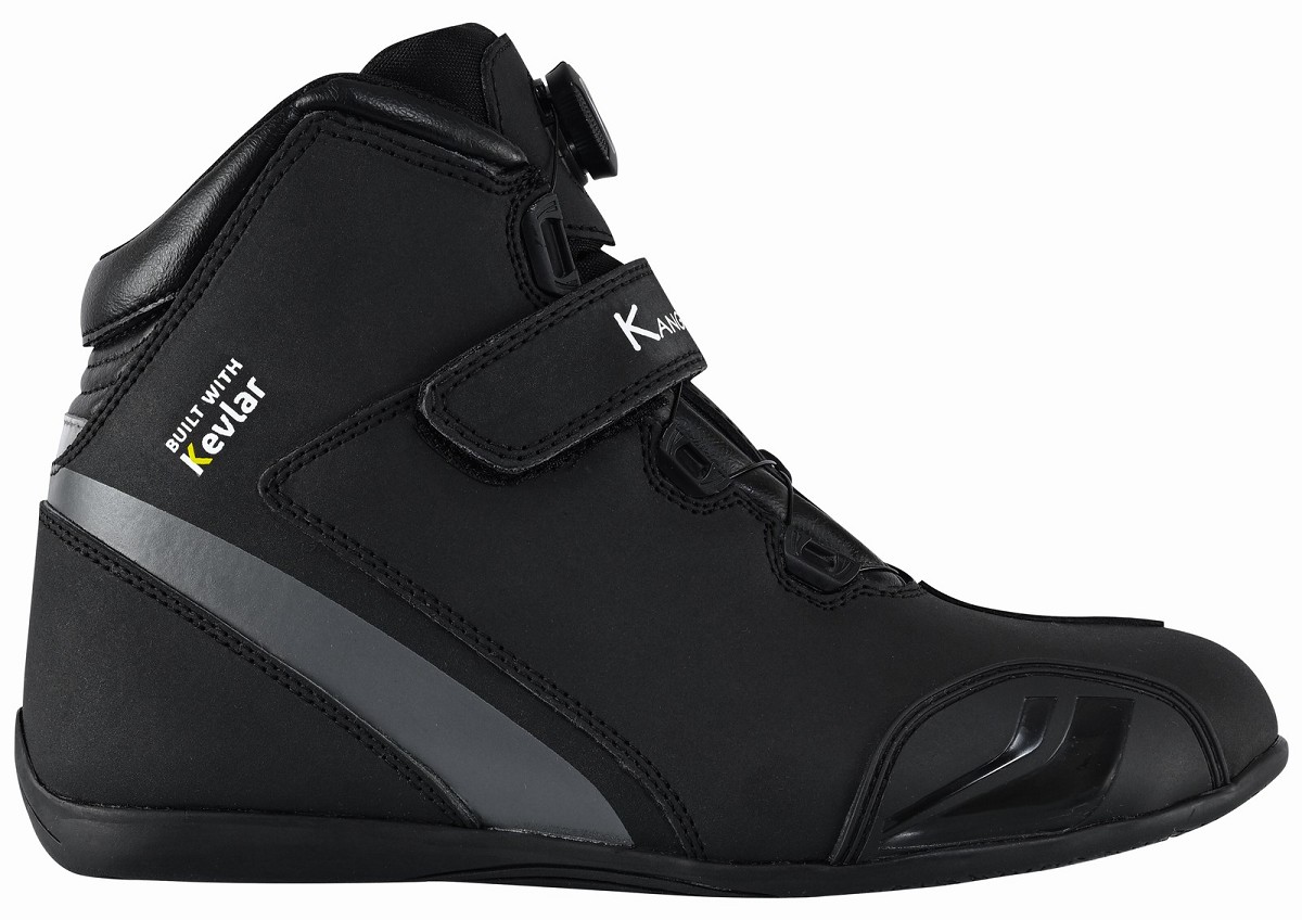 ZAPATILLAS DE MOTO IMPERMEABLES Y TRANSPIRABLES CON HOMOLOGACI&Oacute;N CE Y EPI
