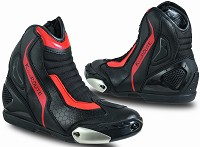 BOTAS DE MOTO CARRETERA ESTILO DEPORTIVO CAÑA CORTA IMPERMEABLES Y TRANSPIRABLES CON HOMOLOGACIÓN CE Y EPI